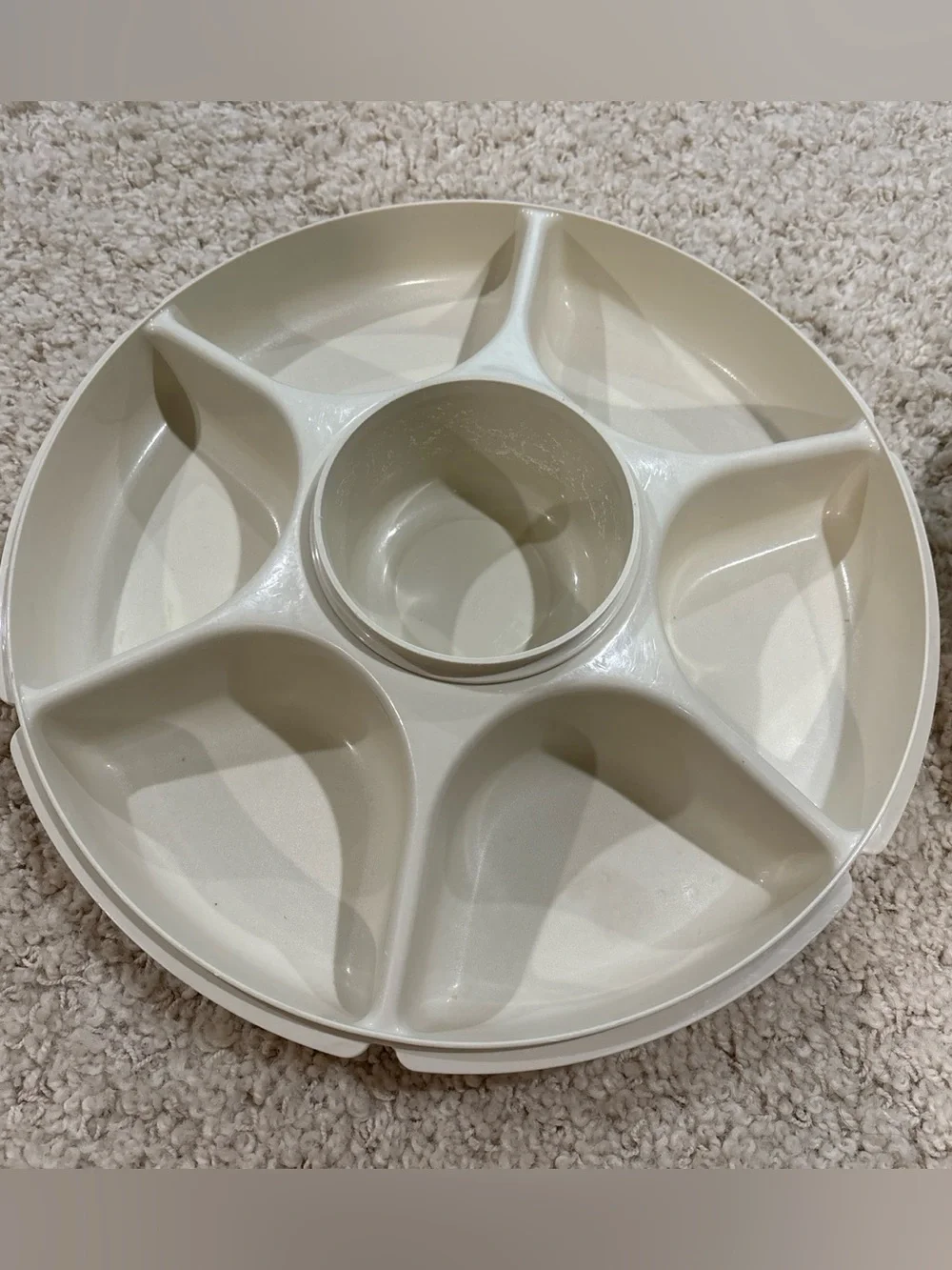 Vintage Tupperware Serving Center 7 Compartment Divided Party Snack Tray w/ Lid